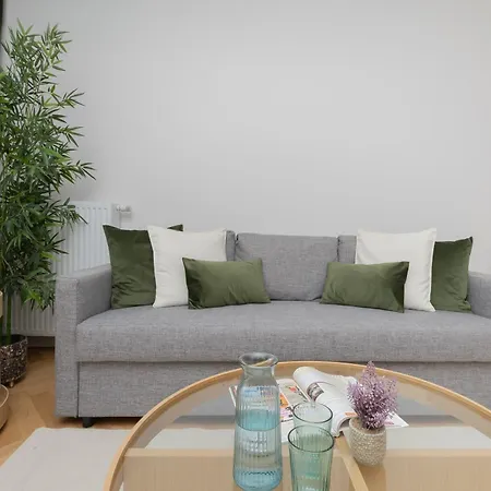 Apartment Chmielna Duo Luxury With Parking & Balcony, Centre By Renters Prestige