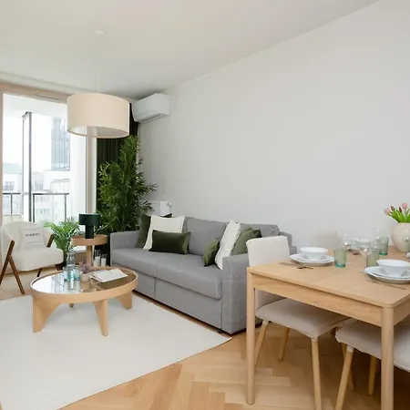 Chmielna Duo Luxury With Parking & Balcony, Centre By Renters Prestige Apartment Warsaw