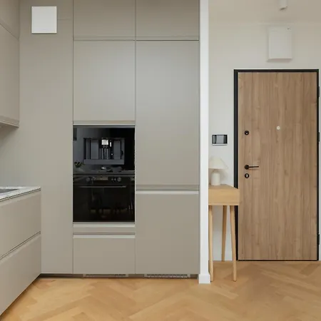 Apartment Chmielna Duo Luxury With Parking & Balcony, Centre By Renters Prestige Warsaw
