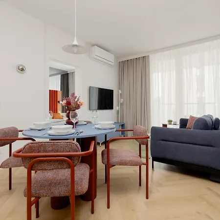 Chmielna Duo Luxury With Parking & Balcony, Centre By Renters Prestige Warschau
