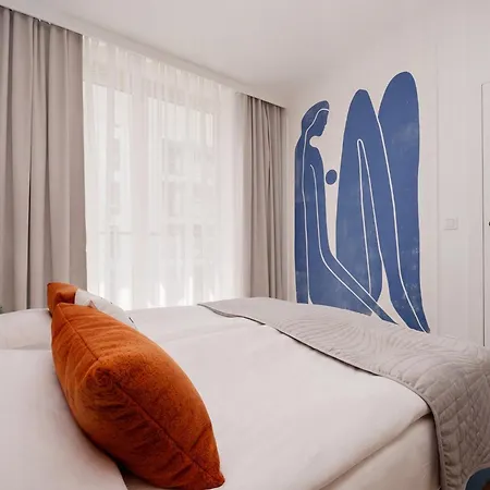 Chmielna Duo Luxury With Parking & Balcony, Centre By Renters Prestige