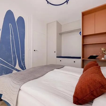 Chmielna Duo Luxury With Parking & Balcony, Centre By Renters Prestige *