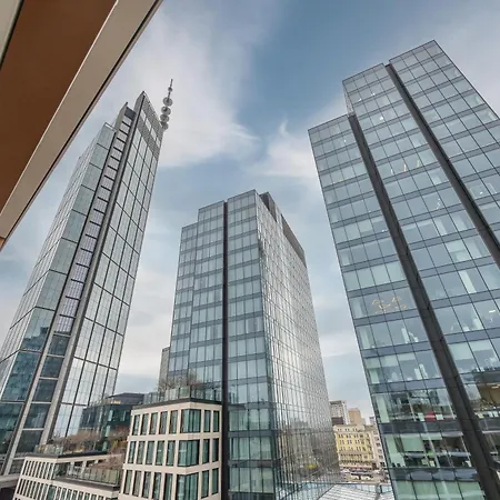 Chmielna Duo Luxury With Parking & Balcony, Centre By Renters Prestige Daire