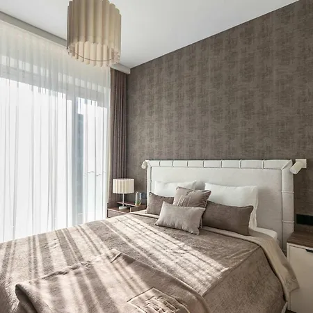 Lägenhet Chmielna Duo Luxury With Parking & Balcony, Centre By Renters Prestige Warszawa