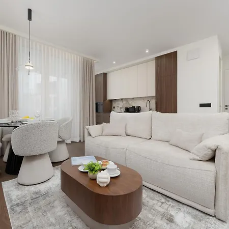 Chmielna Duo Luxury With Parking & Balcony, Centre By Renters Prestige Lägenhet *